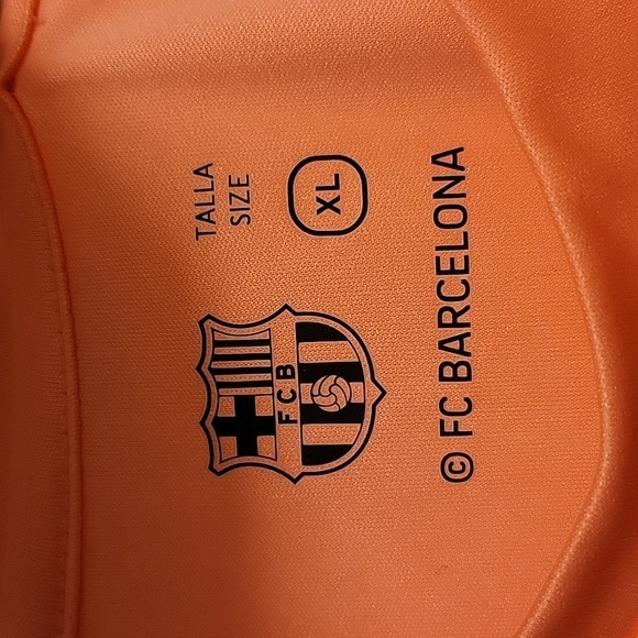 Messi Barcelona soccer jersey - Picture 3 of 3